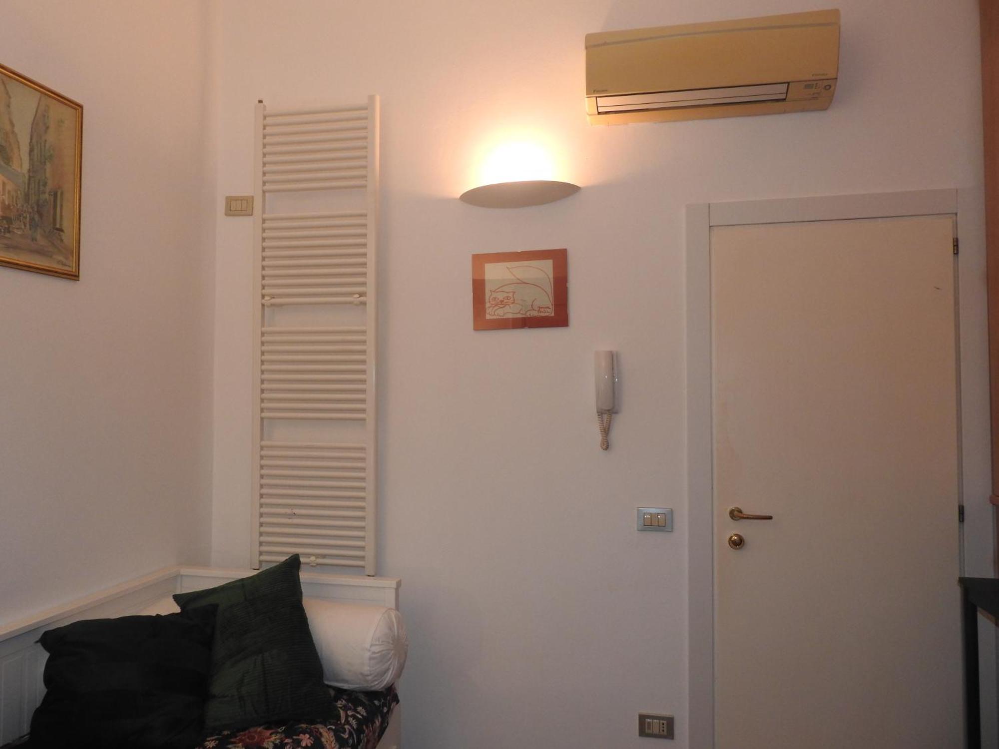 Apartament A Casa Di Ross Mediolan Zewnętrze zdjęcie